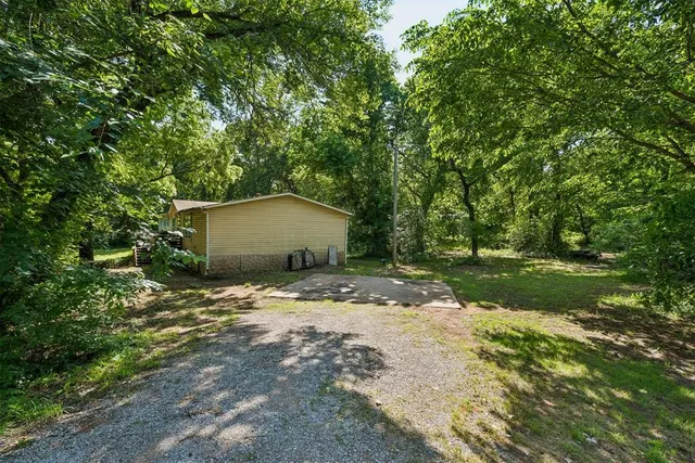 Photo 4 — 220 Floyd Avenue, Norman, OK 73026