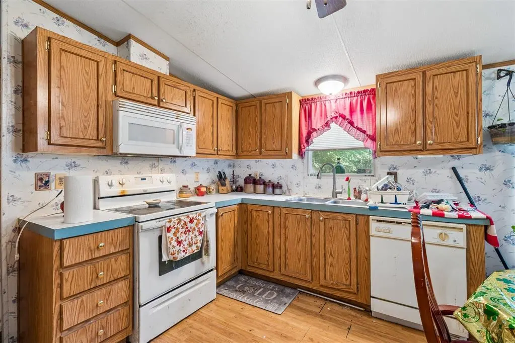 Photo 10 — 220 Floyd Avenue, Norman, OK 73026