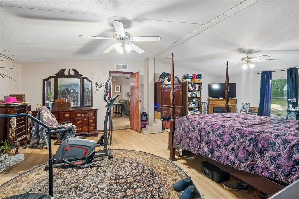 Photo 14 — 220 Floyd Avenue, Norman, OK 73026