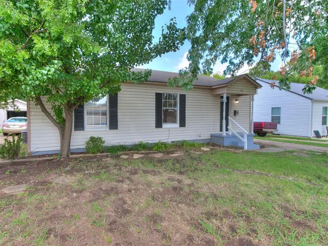 Photo 5 — 510 W Lockheed Drive, Midwest City, OK 73110