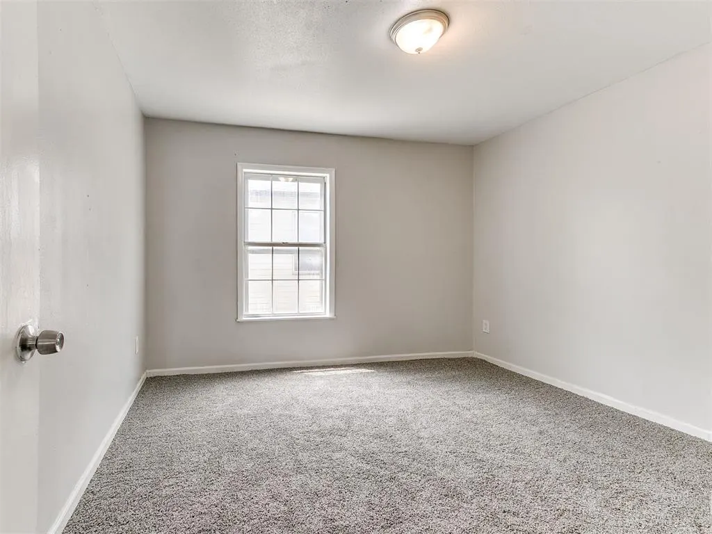 Photo 21 — 510 W Lockheed Drive, Midwest City, OK 73110