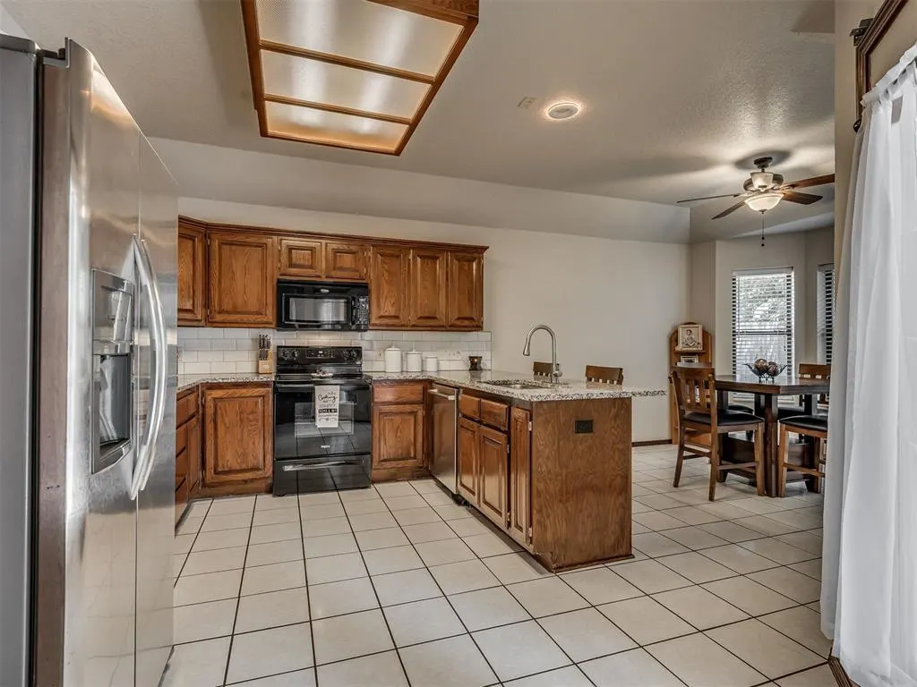 Photo 13 — 1312 NW 183rd Terrace, Edmond, OK 73012