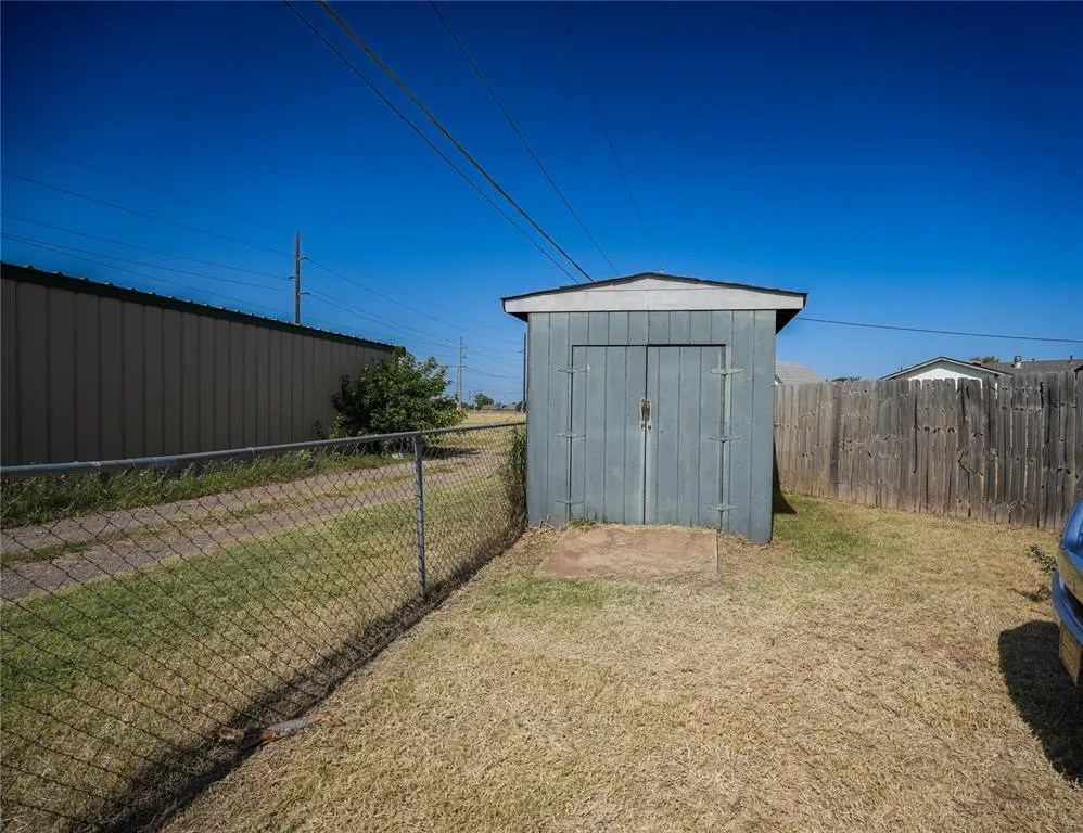 Photo 31 — 1417 Allyson Circle, Altus, OK 73521