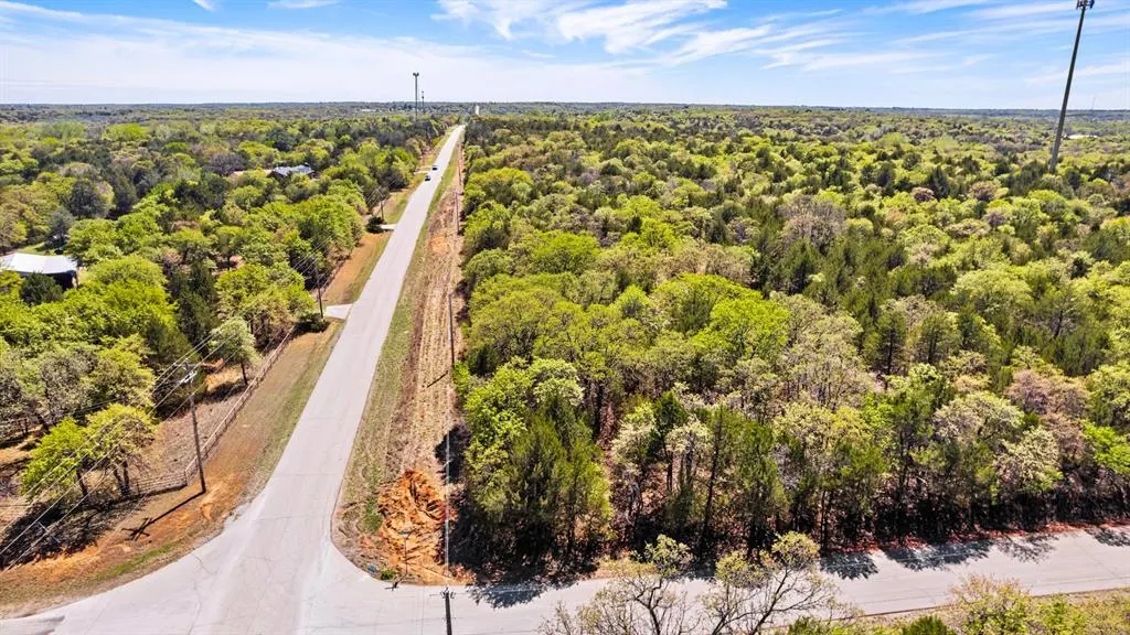 Photo 4 — 10790 E Lindsey Street, Norman, OK 73026