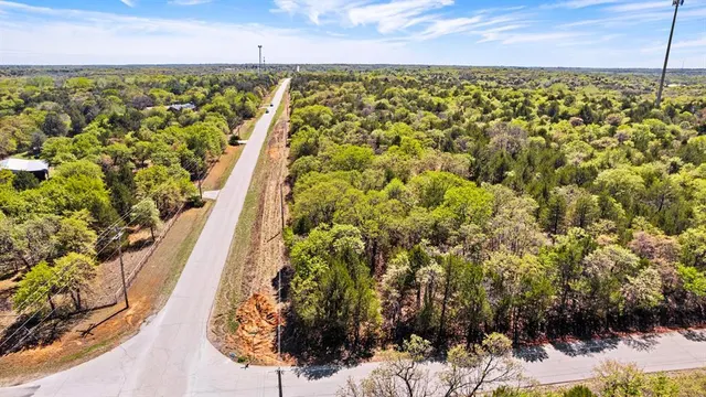 Photo 4 — 10790 E Lindsey Street, Norman, OK 73026