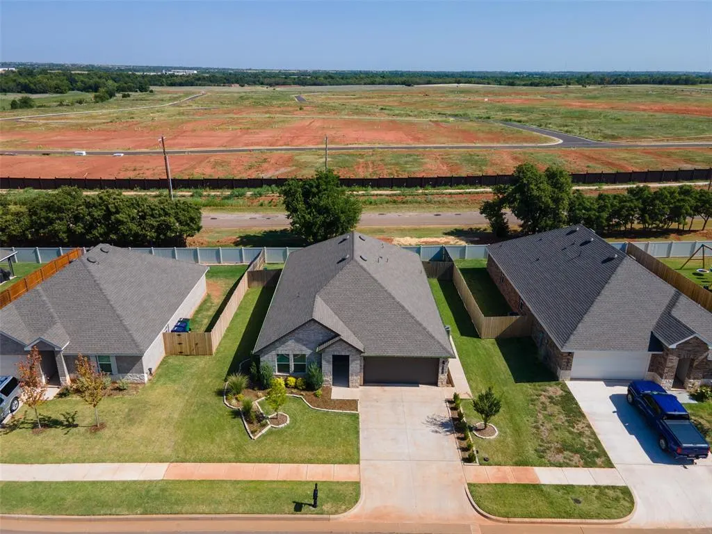 Photo 25 — 9101 NW 149th Street, Yukon, OK 73099