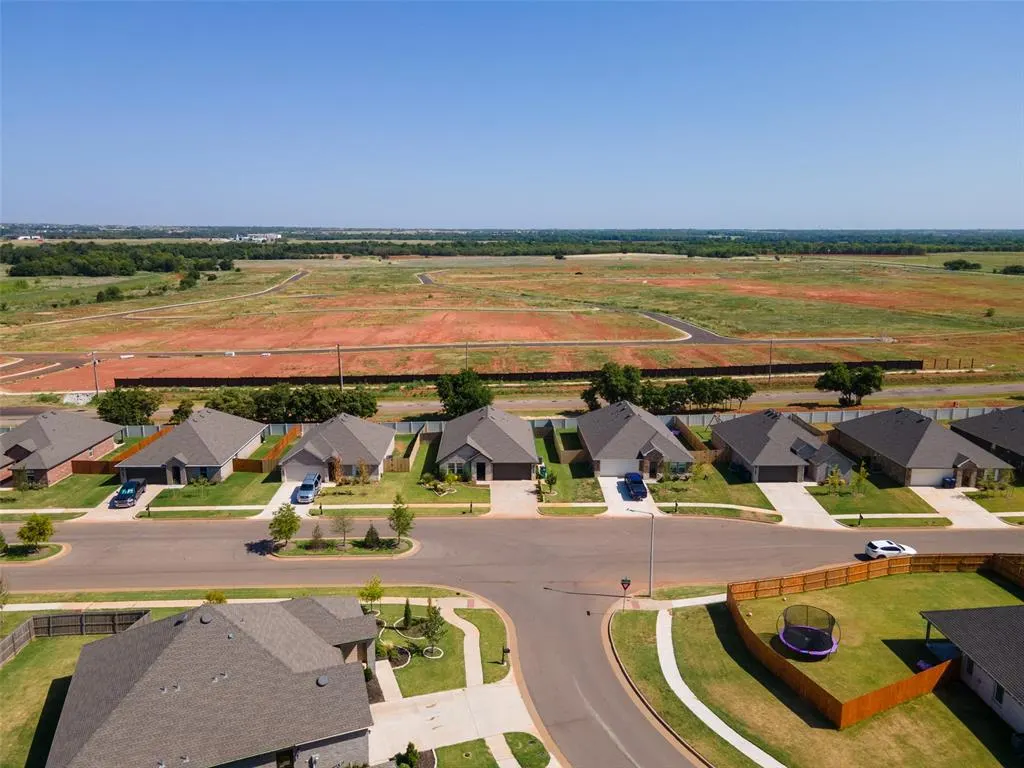 Photo 26 — 9101 NW 149th Street, Yukon, OK 73099