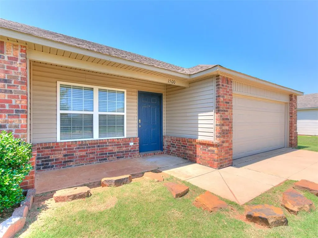 Photo 2 — 1500 Sandstone Drive, Noble, OK 73068