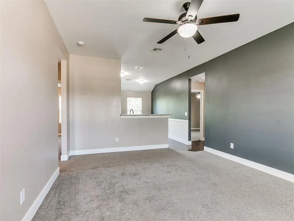 Photo 5 — 1500 Sandstone Drive, Noble, OK 73068