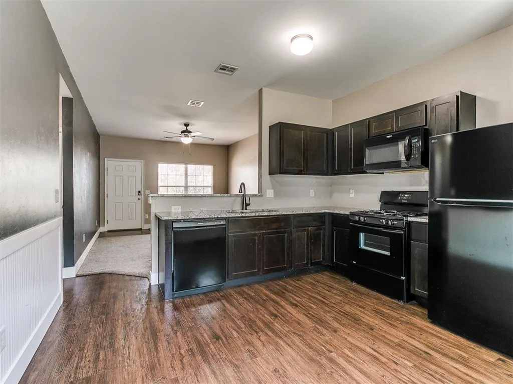Photo 10 — 1500 Sandstone Drive, Noble, OK 73068