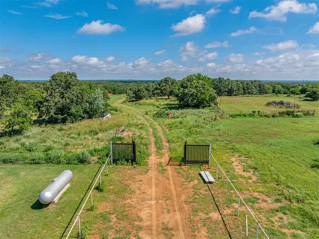 Photo 5 — 980 Road, Wellston, OK 74881