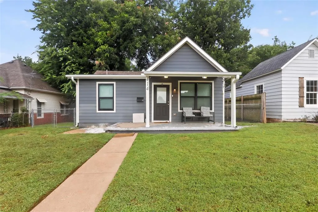 Photo 2 — 414 N Division Street, Guthrie, OK 73044