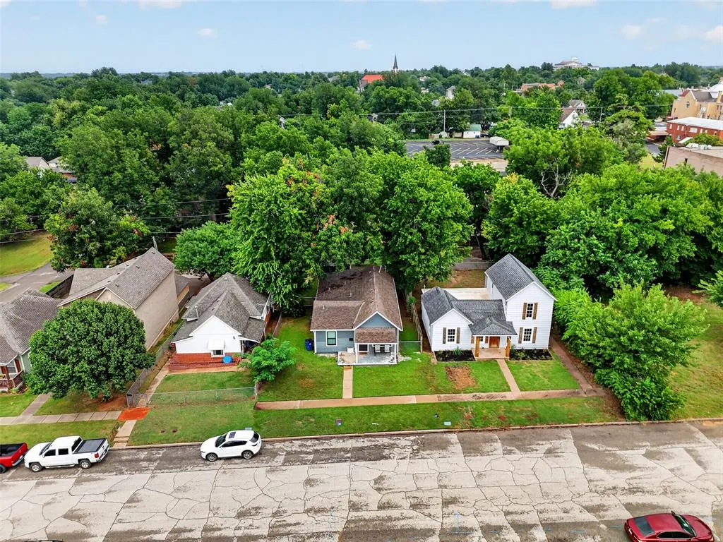 Photo 26 — 414 N Division Street, Guthrie, OK 73044