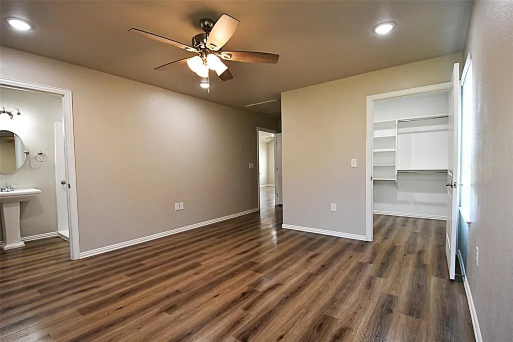 Photo 17 — 729 Elm Street, Seminole, OK 74868