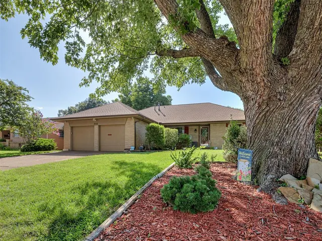 Photo 2 — 3516 Rolling Lane, Midwest City, OK 73110