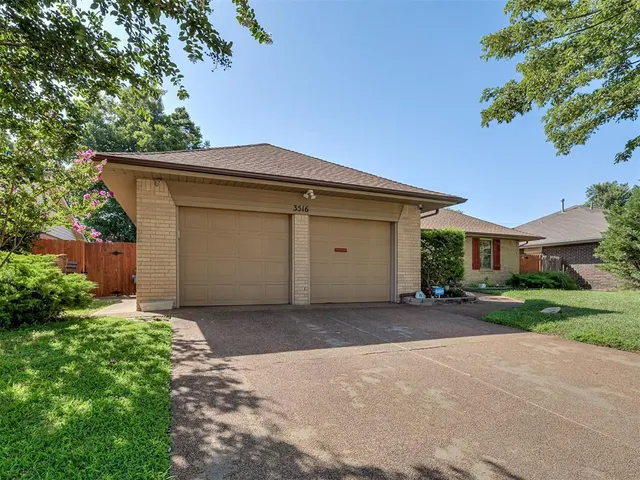 Photo 3 — 3516 Rolling Lane, Midwest City, OK 73110