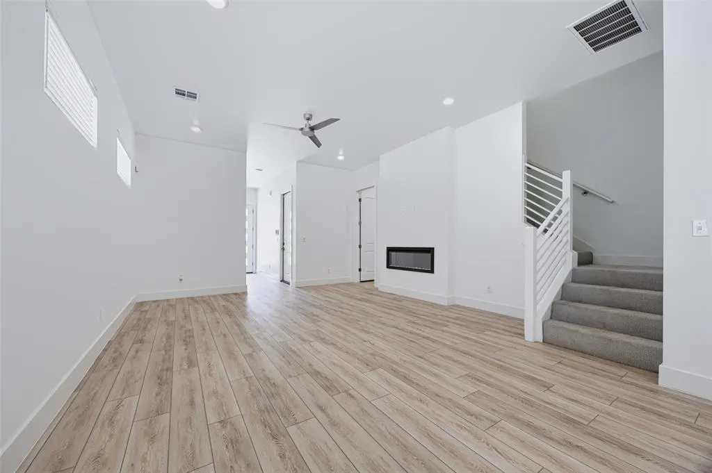 Photo 9 — 2529 NW 130th Street, Oklahoma City, OK 73120
