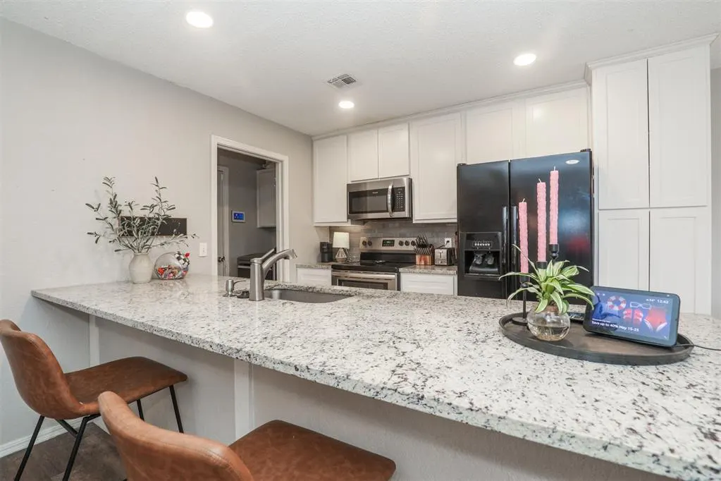 Photo 10 — 12301 SW 15th Terrace, Yukon, OK 73099