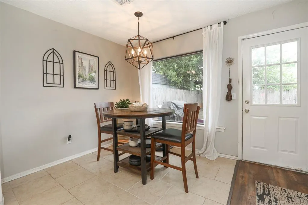 Photo 12 — 12301 SW 15th Terrace, Yukon, OK 73099
