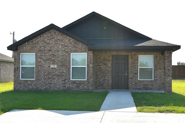 Front exterior — 732 Elm Street, Seminole, OK 74868