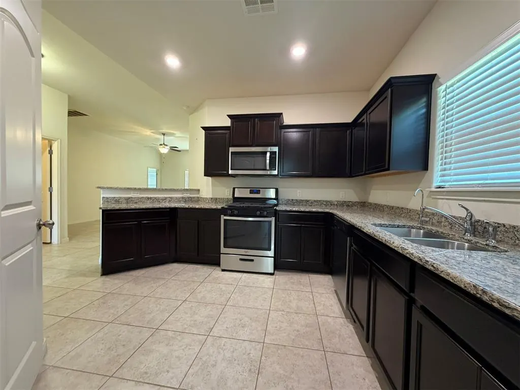 Photo 3 — 3101 Copan Court, Yukon, OK 73099