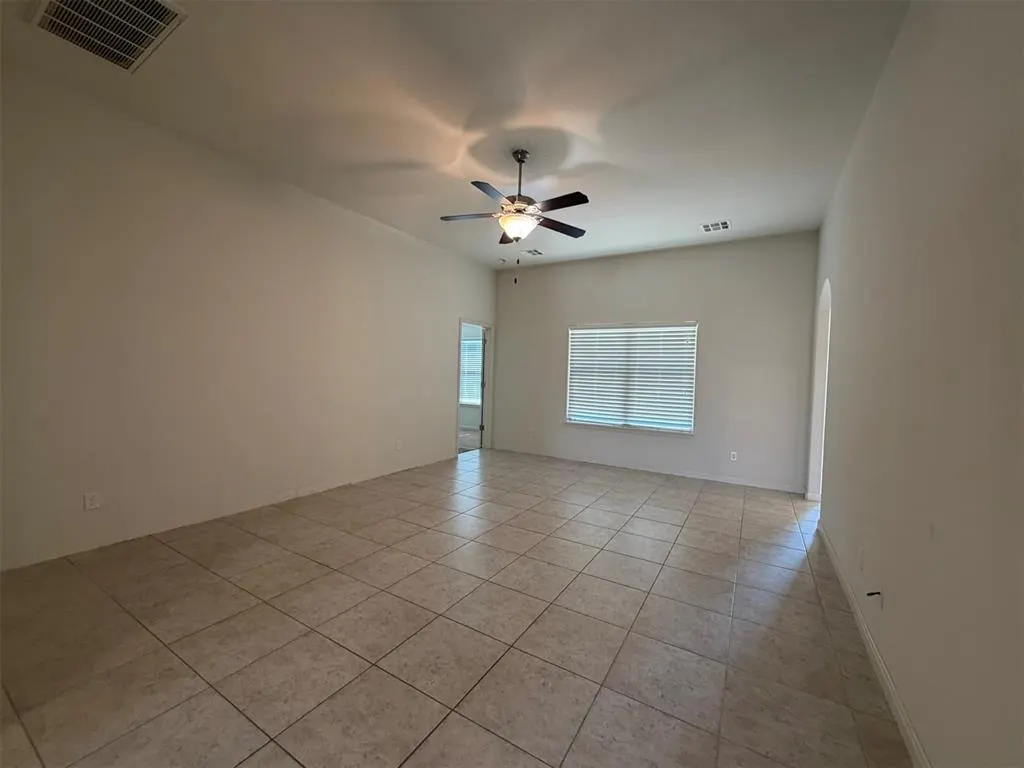 Photo 5 — 3101 Copan Court, Yukon, OK 73099