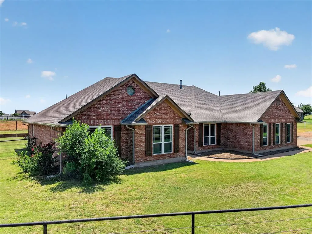 Front exterior — 4750 S Highway 74F Highway, Cashion, OK 73016