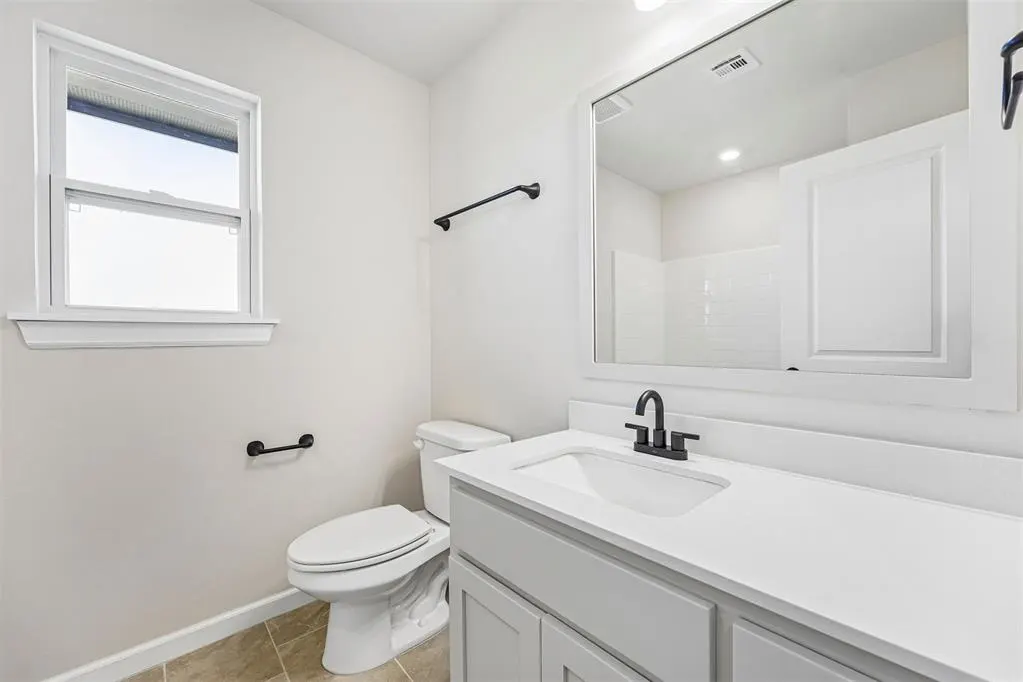 Photo 22 — 1800 Pin Cherry Lane, Moore, OK 73160