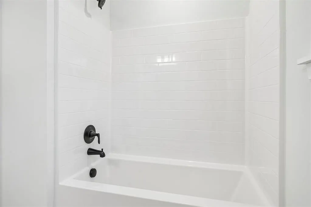 Photo 23 — 1812 Pin Cherry Lane, Moore, OK 73160