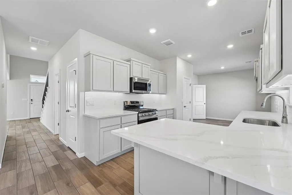 Photo 9 — 1687 Bloomington Court, Newcastle, OK 73065