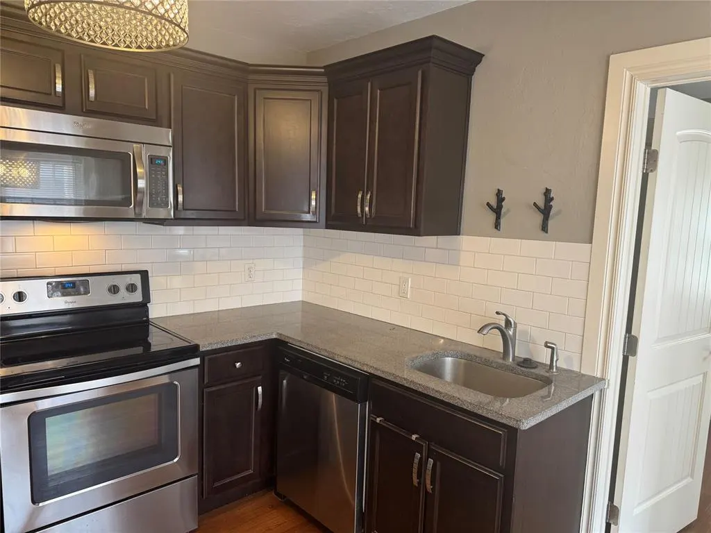 Photo 9 — 2844 NW 21st Street, Oklahoma City, OK 73107