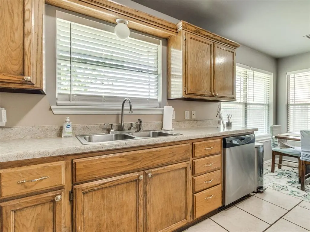 Photo 17 — 12281 SW 10th Street, Yukon, OK 73099