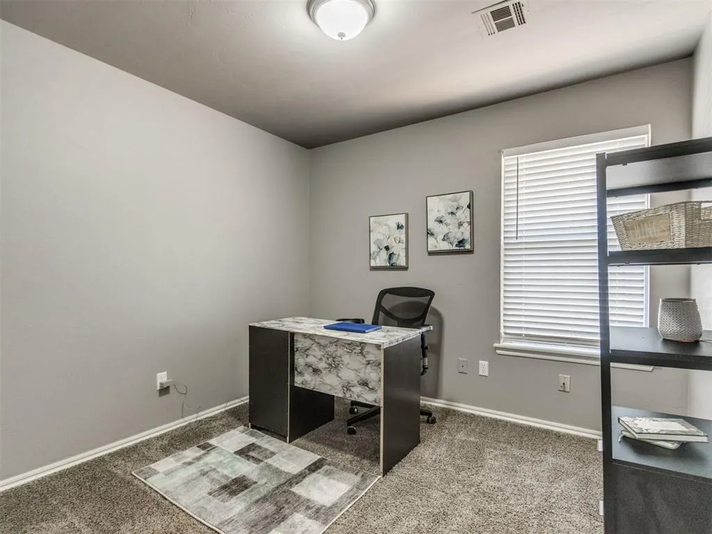 Photo 26 — 12281 SW 10th Street, Yukon, OK 73099