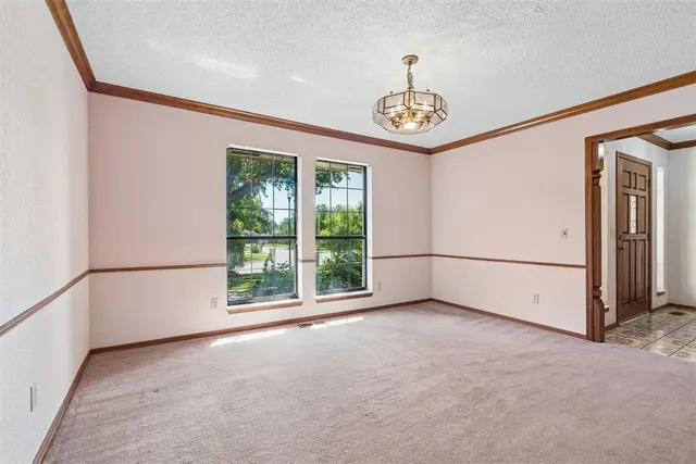 Photo 7 — 6812 Newman Drive, Oklahoma City, OK 73162