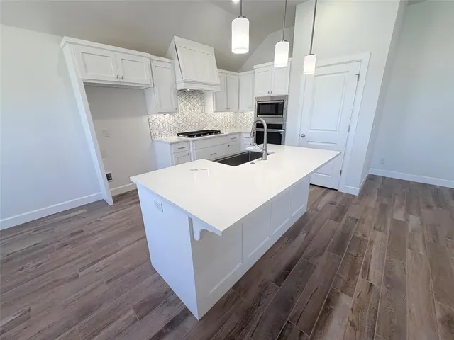 Photo 5 — 19517 Birchfield Drive, Edmond, OK 73012