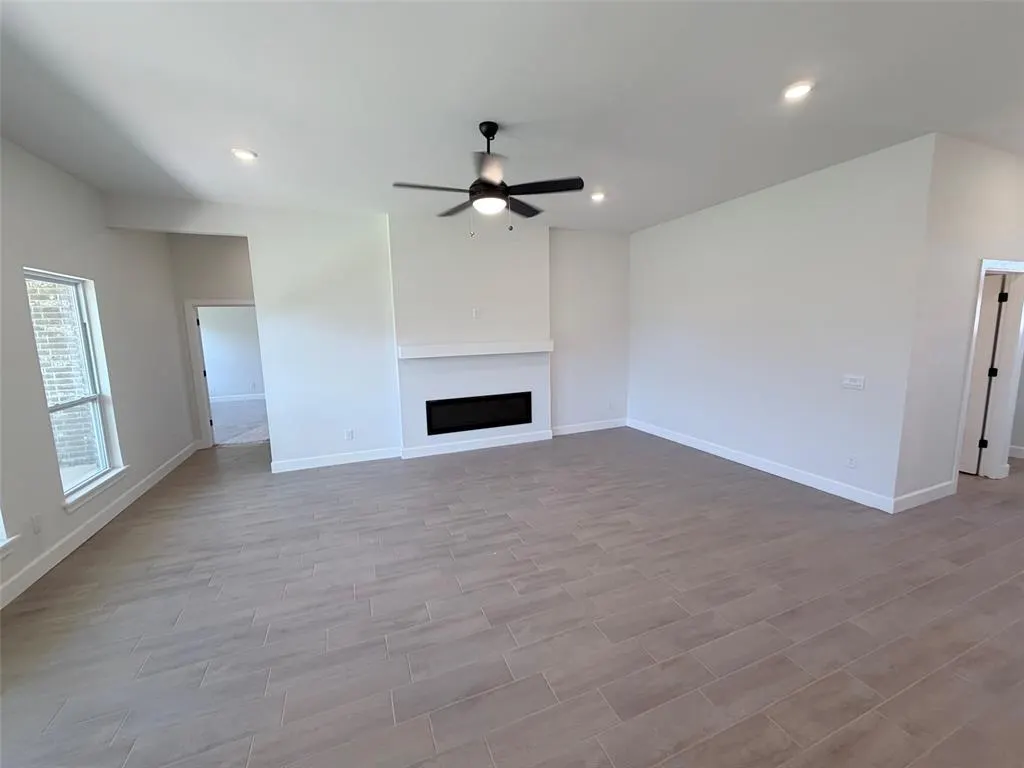 Photo 2 — 19513 Birchfield Drive, Edmond, OK 73012