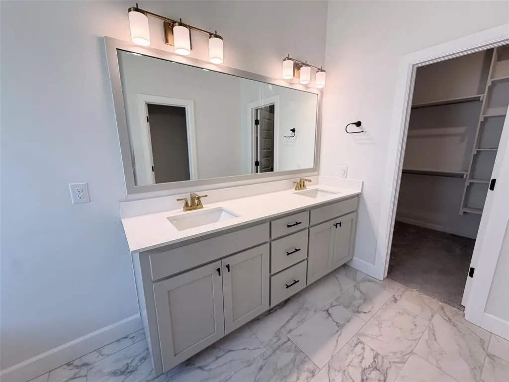 Photo 9 — 19513 Birchfield Drive, Edmond, OK 73012