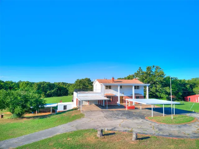 Photo 5 — 29805 SE 29th Street, McLoud, OK 74851