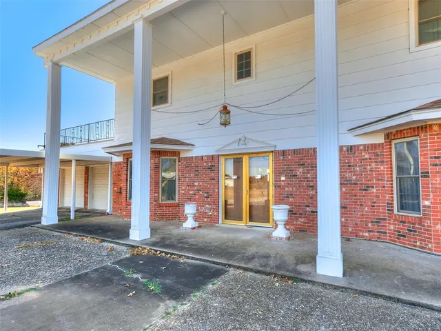 Photo 6 — 29805 SE 29th Street, McLoud, OK 74851