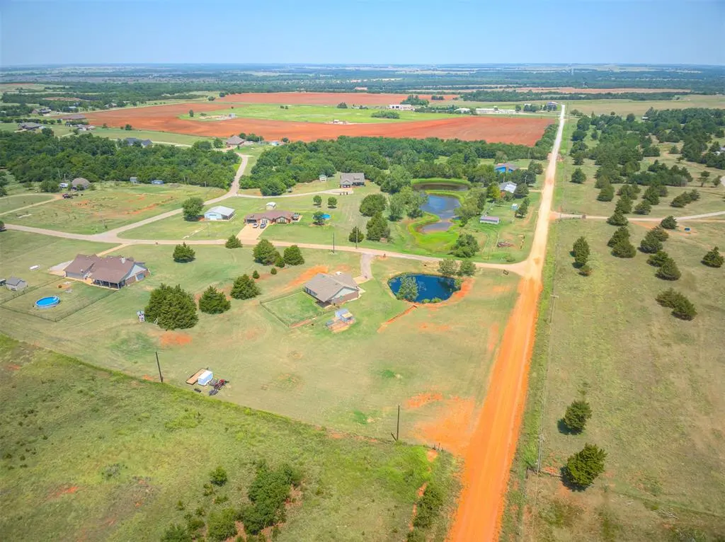 Photo 40 — 18301 Naomi Drive, Cashion, OK 73016