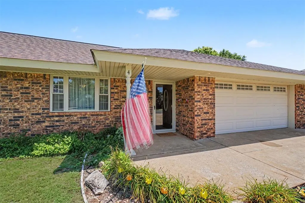 Photo 5 — 4 Darla Drive, Sayre, OK 73662