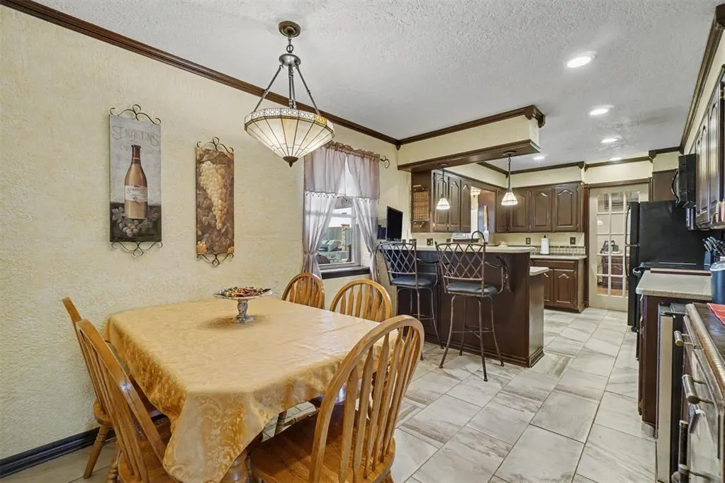Photo 10 — 4 Darla Drive, Sayre, OK 73662