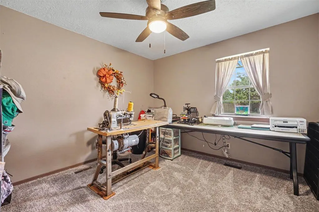 Photo 24 — 4 Darla Drive, Sayre, OK 73662