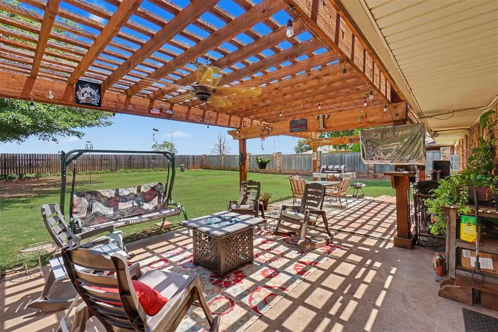 Photo 33 — 4 Darla Drive, Sayre, OK 73662
