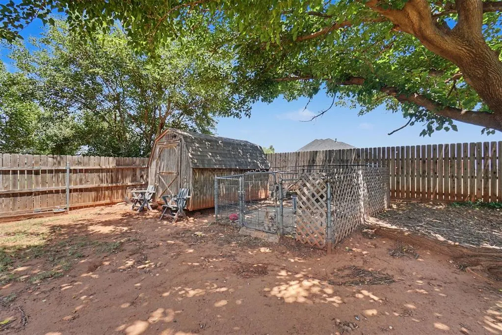 Photo 39 — 4 Darla Drive, Sayre, OK 73662