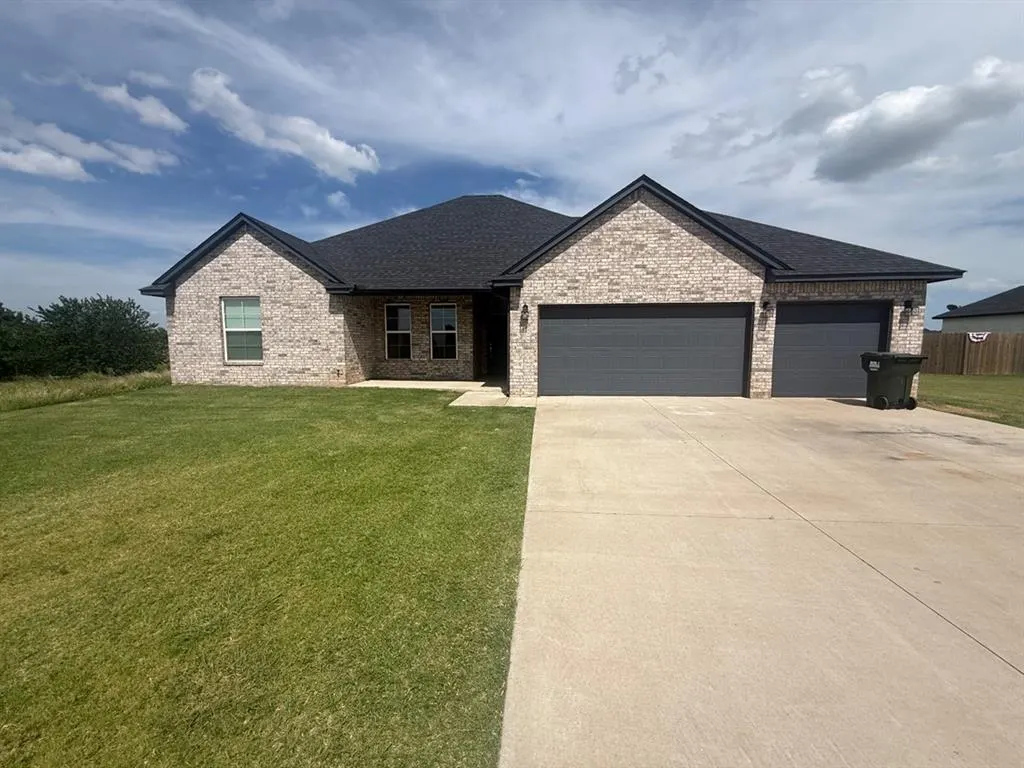 Front exterior — 9544 Monterey Drive, Edmond, OK 73025