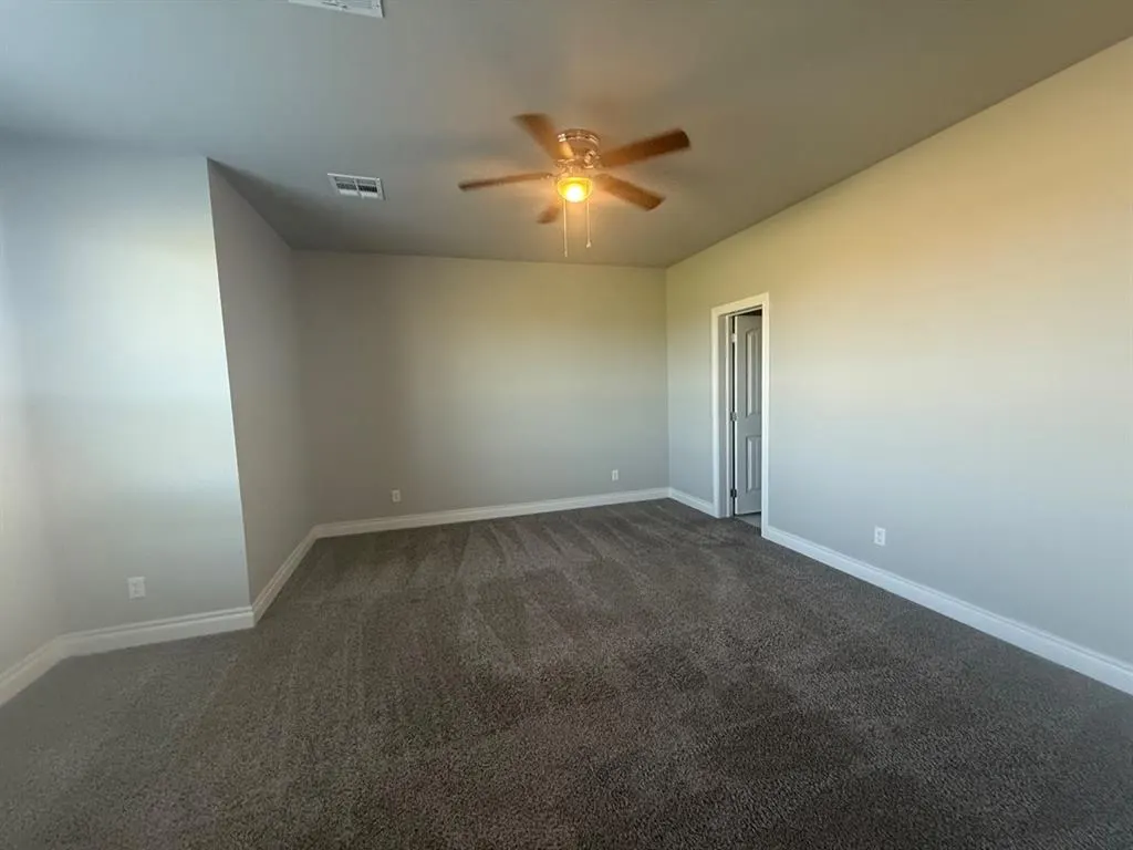 Photo 7 — 9544 Monterey Drive, Edmond, OK 73025