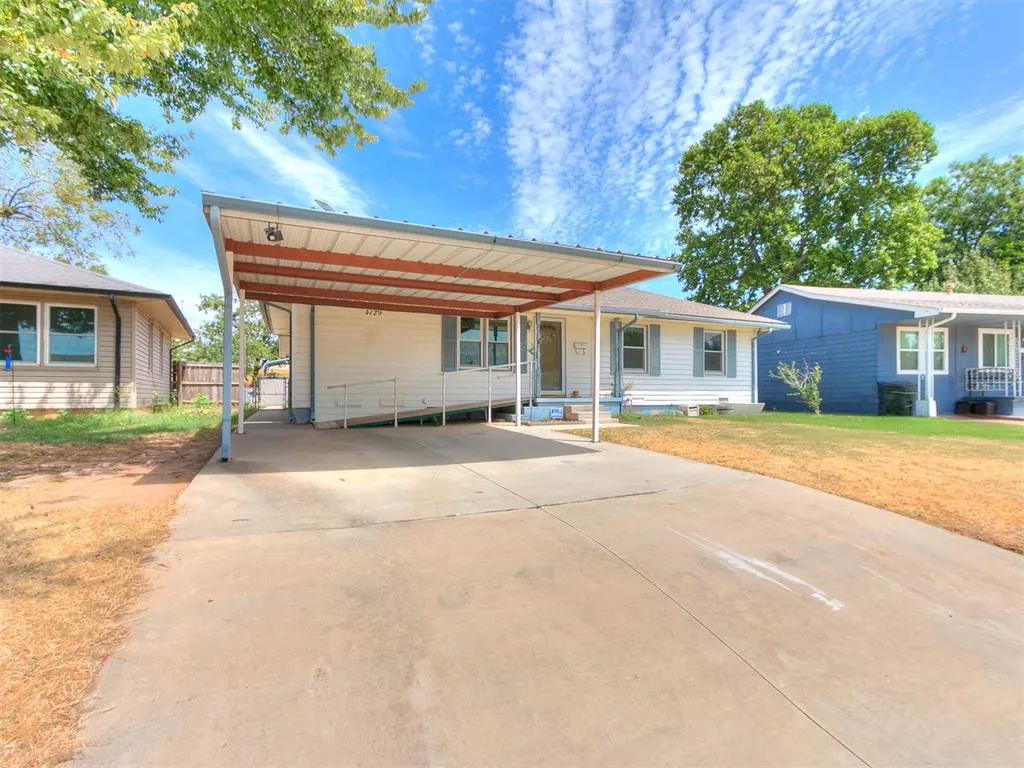 Photo 4 — 4729 SE 17th Street, Del City, OK 73115