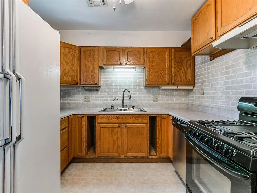 Photo 23 — 4729 SE 17th Street, Del City, OK 73115
