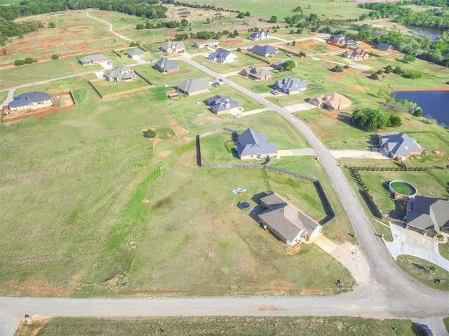 Photo 5 — 4580 Whitetail Drive, Guthrie, OK 73044